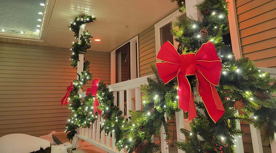 10 Captivating Holiday Lighting Styles to Decorate Your Home